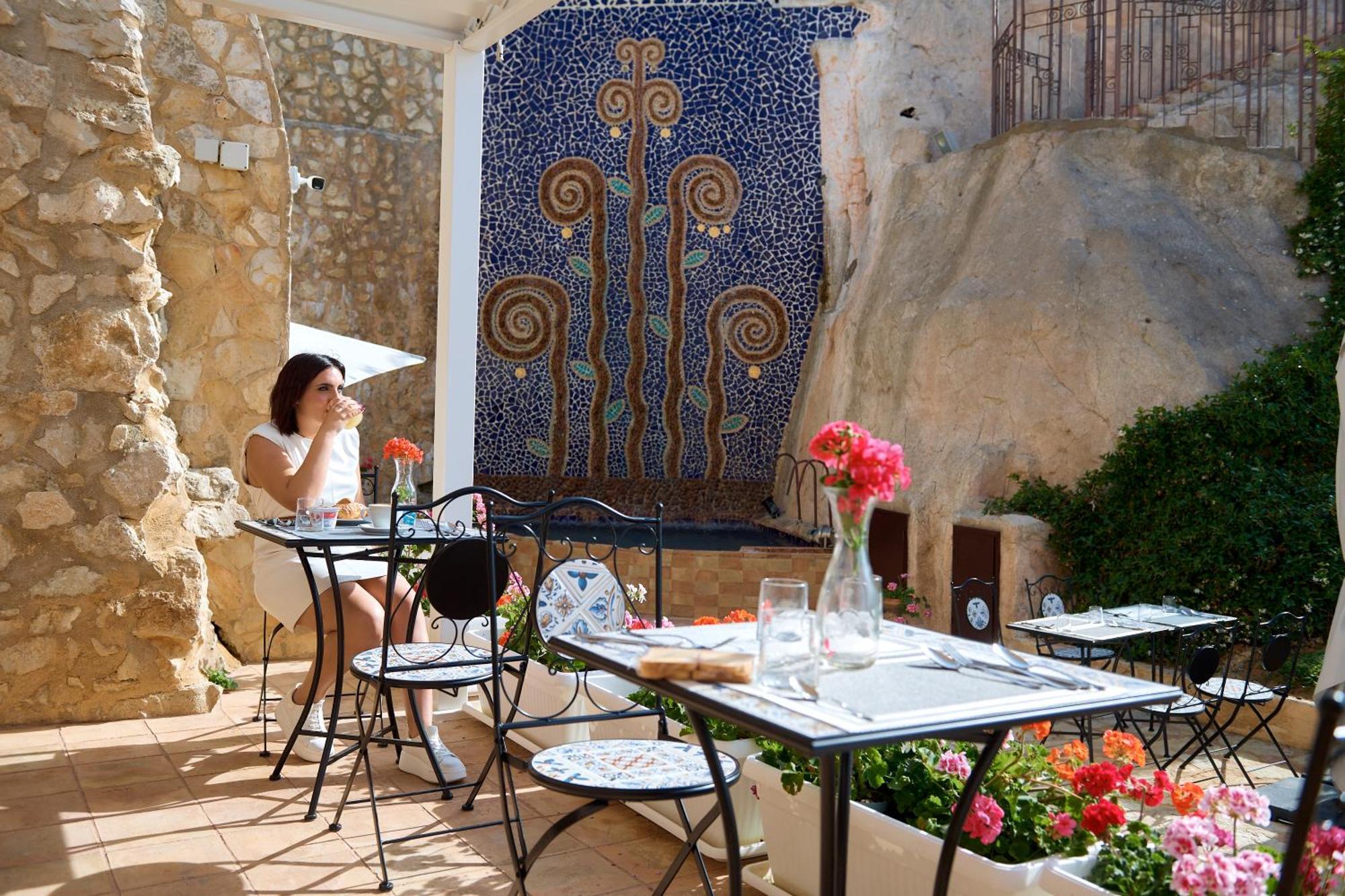 Villa Vittoria Hotel Alcamo Exterior photo