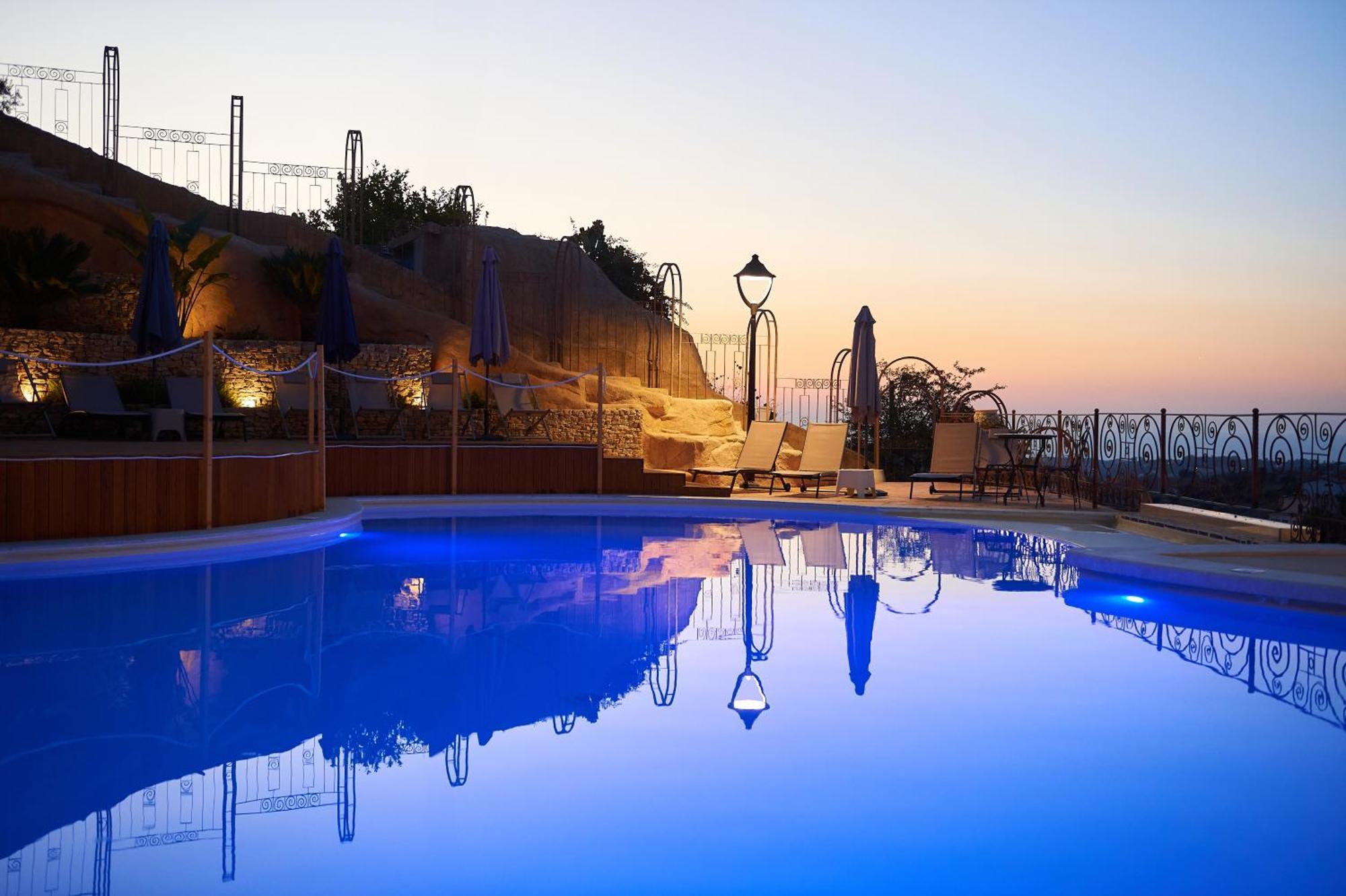Villa Vittoria Hotel Alcamo Exterior photo