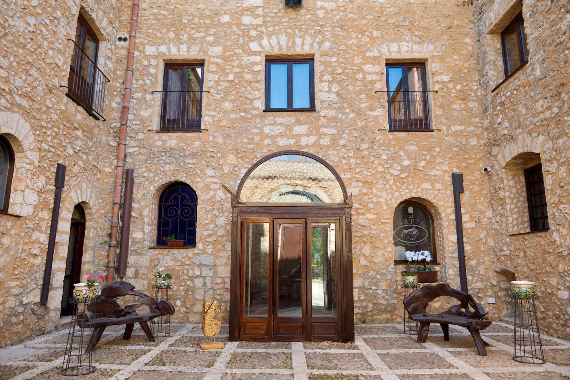 Villa Vittoria Hotel Alcamo Exterior photo